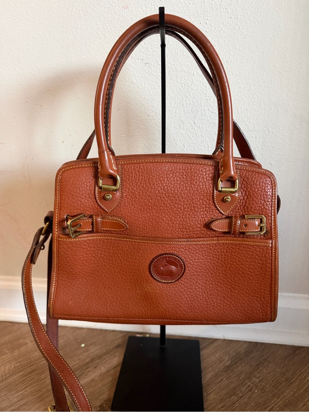 Dooney & Bourke vintage crossbody leather satchel 2Way
